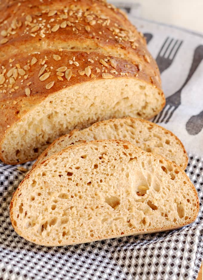 cracked-wheat-bread-baking-sense