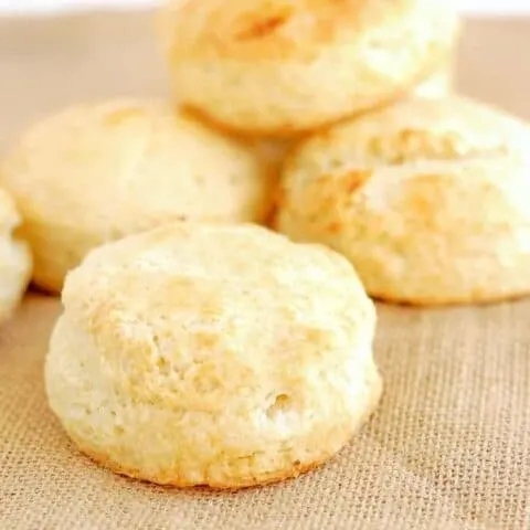 Buttermilk Biscuits - Baking Sense