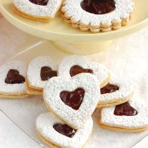 Raspberry Linzer Cookies - Baking Sense®