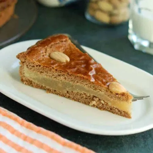 Apple and Almond Cake - Salter Recipe